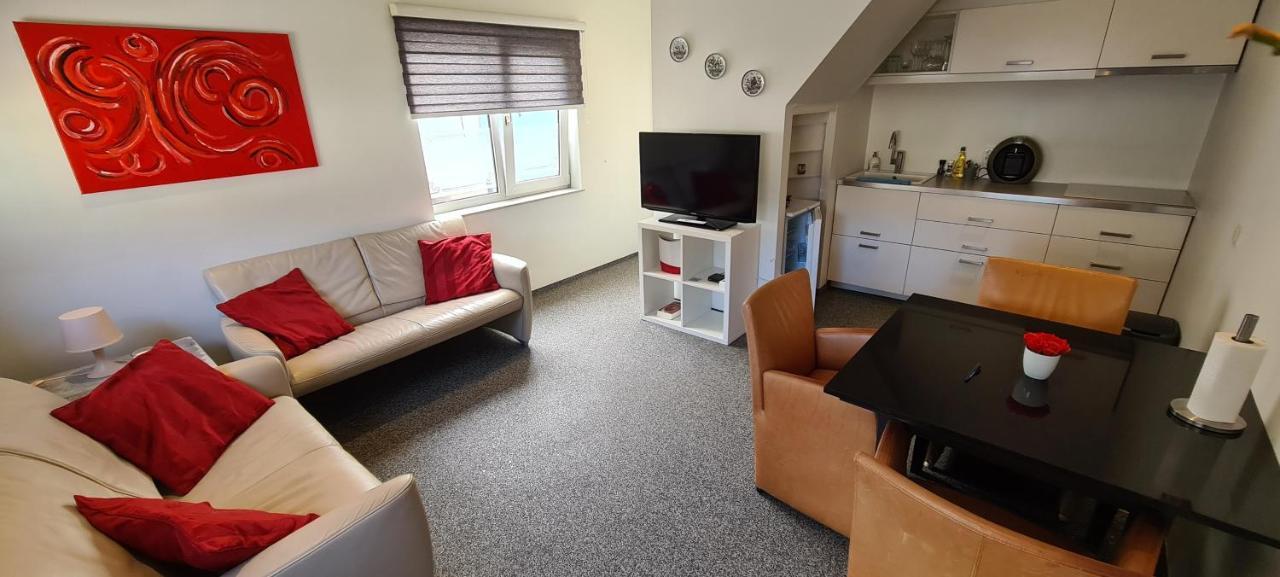 Roos Guesthouse Holiday Appartements Valkenburg aan de Geul Exterior foto